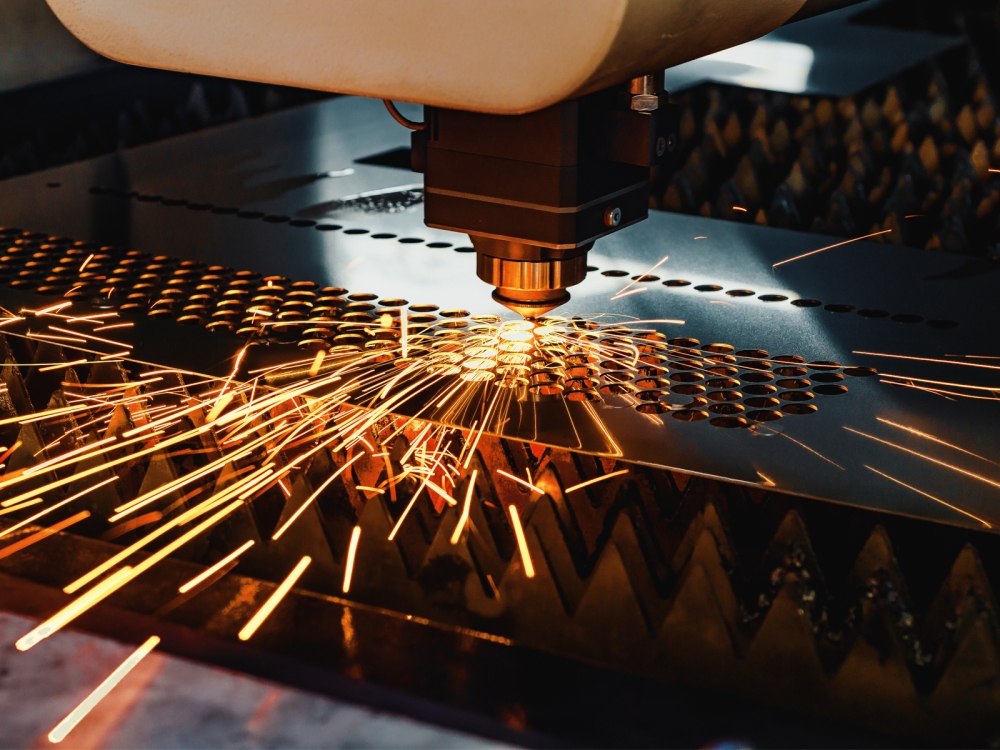 CNC Lazer kesim nedir? Avantajları nelerdir? | Mollaoğlu Sac ve Yapısal Çelik Sanayi Ticaret A.Ş.